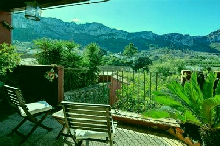 6 escort profiles in Vall de Gallinera, Spain. Browse companions, services, rates and book online. Incall and outcall available.