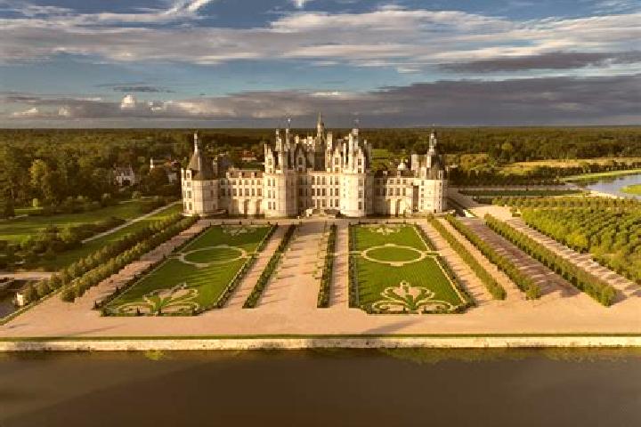 6 escort profiles in Villiers-sur-Loir, France. Browse companions, services, rates and book online. Incall and outcall available.