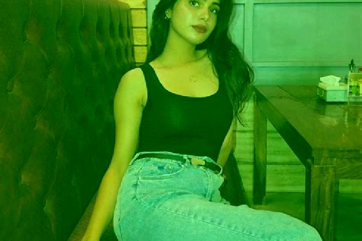 7 escort profiles in Bidasar, India. Browse companions, services, rates and book online. Incall and outcall available.