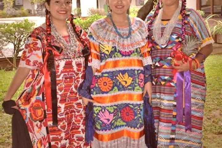 7 escort profiles in Camino de Ixcatlan, Mexico. Browse companions, services, rates and book online. Incall and outcall available.