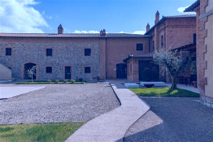 7 escort profiles in Castello Monteleone, Italy. Browse companions, services, rates and book online. Incall and outcall available.