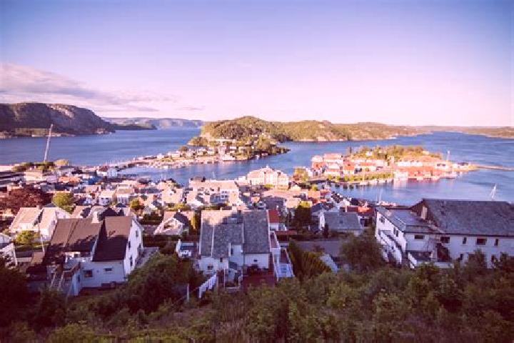 7 escort profiles in Farsund, Norway. Browse companions, services, rates and book online. Incall and outcall available.