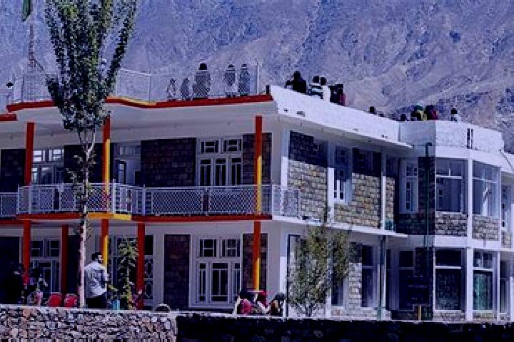 7 escort profiles in Jaglot, Pakistan. Browse companions, services, rates and book online. Incall and outcall available.