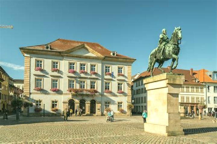 7 escort profiles in Landau in der Pfalz, Germany. Browse companions, services, rates and book online. Incall and outcall available.