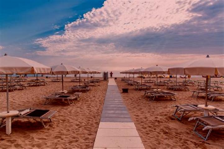 7 escort profiles in Lido di Fermo, Italy. Browse companions, services, rates and book online. Incall and outcall available.