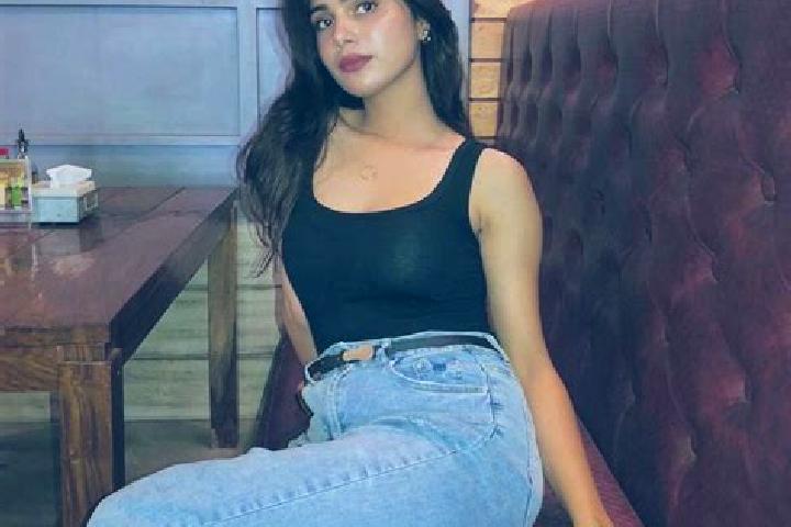 7 escort profiles in Machalpur, India. Browse companions, services, rates and book online. Incall and outcall available.
