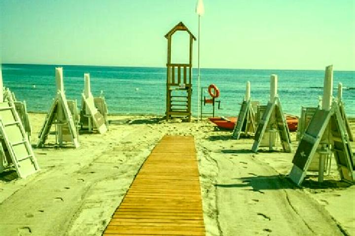 7 escort profiles in Marina di Fuscaldo, Italy. Browse companions, services, rates and book online. Incall and outcall available.