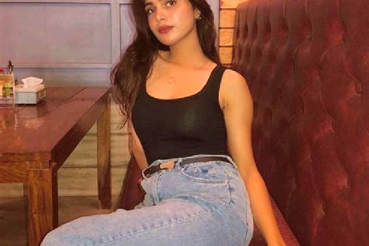 7 escort profiles in Muddebihal, India. Browse companions, services, rates and book online. Incall and outcall available.