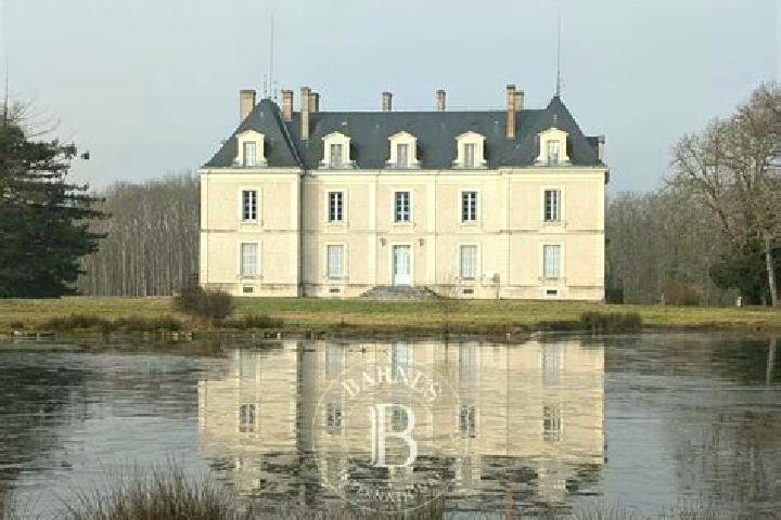 7 escort profiles in Mur-de-Sologne, France. Browse companions, services, rates and book online. Incall and outcall available.