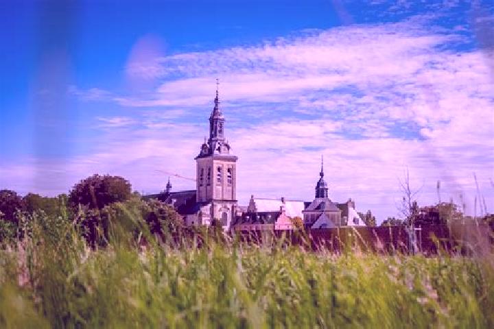 7 escort profiles in Oud-Heverlee, Belgium. Browse companions, services, rates and book online. Incall and outcall available.