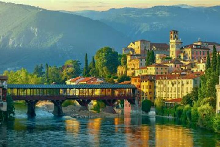 7 escort profiles in Paderno del Grappa, Italy. Browse companions, services, rates and book online. Incall and outcall available.