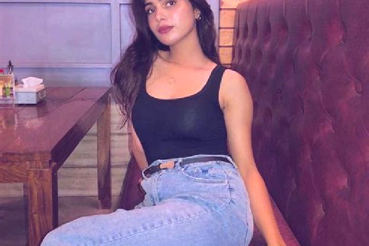 7 escort profiles in Sadalgi, India. Browse companions, services, rates and book online. Incall and outcall available.
