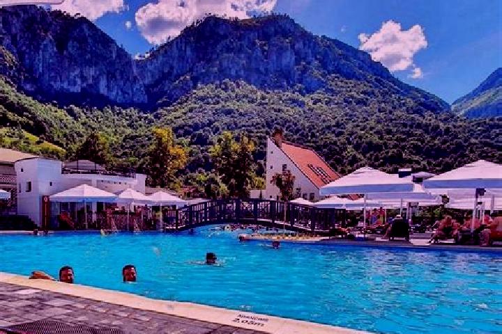 8 escort profiles in Baile Borsa, Romania. Browse companions, services, rates and book online. Incall and outcall available.