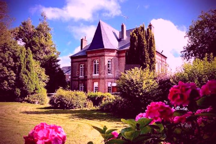 8 escort profiles in Bethencourt-sur-Mer, France. Browse companions, services, rates and book online. Incall and outcall available.