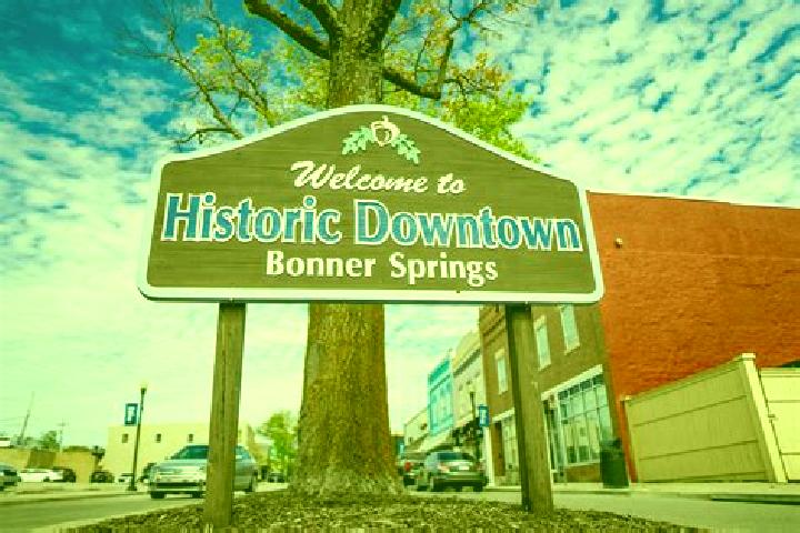 8 escort profiles in Bonner Springs, United States. Browse companions, services, rates and book online. Incall and outcall available.