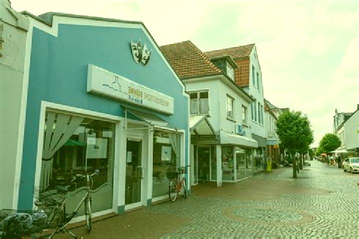8 escort profiles in Brake (Unterweser), Germany. Browse companions, services, rates and book online. Incall and outcall available.