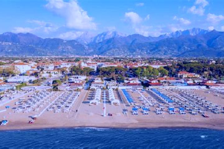 8 escort profiles in Forte dei Marmi, Italy. Browse companions, services, rates and book online. Incall and outcall available.