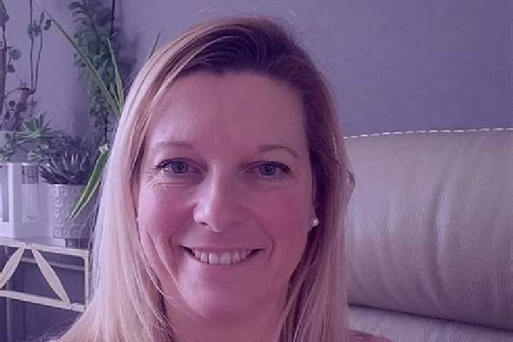 8 escort profiles in Fournes-en-Weppes, France. Browse companions, services, rates and book online. Incall and outcall available.