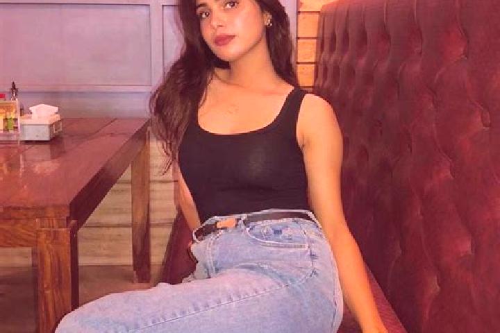 8 escort profiles in Marattakara, India. Browse companions, services, rates and book online. Incall and outcall available.