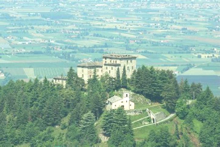 8 escort profiles in Montemale di Cuneo, Italy. Browse companions, services, rates and book online. Incall and outcall available.