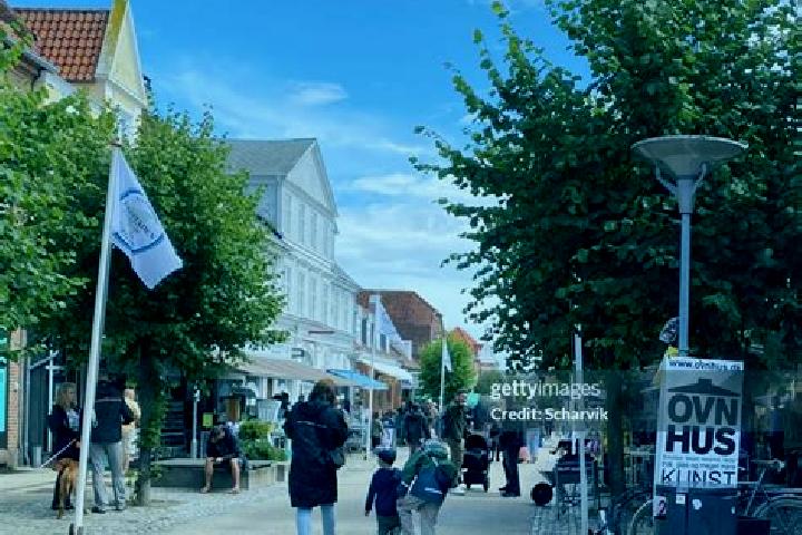 8 escort profiles in Nykobing Sjaelland, Denmark. Browse companions, services, rates and book online. Incall and outcall available.