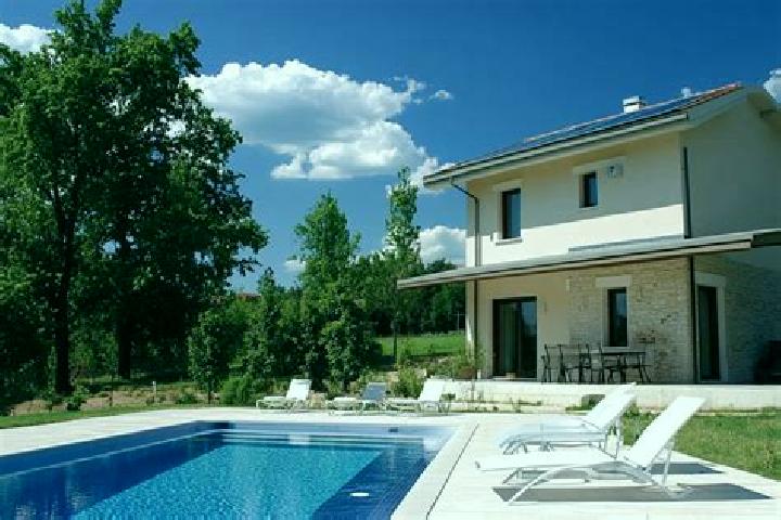 8 escort profiles in Petrignano, Italy. Browse companions, services, rates and book online. Incall and outcall available.