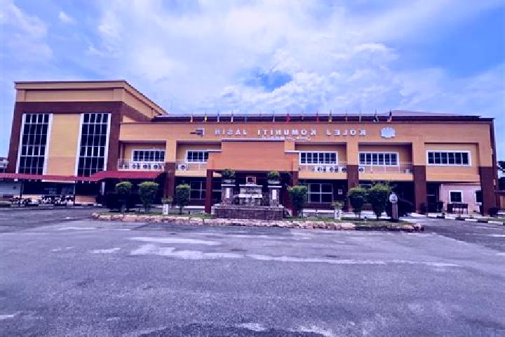8 escort profiles in Sabak Bernam, Malaysia. Browse companions, services, rates and book online. Incall and outcall available.