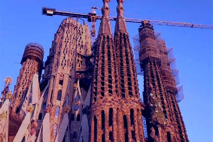 8 escort profiles in Sagrada Familia, Spain. Browse companions, services, rates and book online. Incall and outcall available.