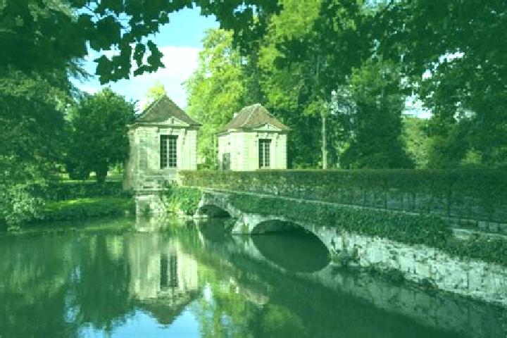 9 escort profiles in Beaumont-du-Gatinais, France. Browse companions, services, rates and book online. Incall and outcall available.