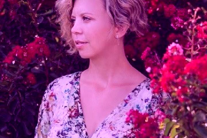 9 escort profiles in Blumenstein, Switzerland. Browse companions, services, rates and book online. Incall and outcall available.