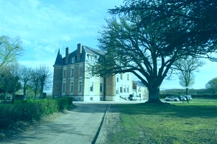 9 escort profiles in Crouy-sur-Cosson, France. Browse companions, services, rates and book online. Incall and outcall available.