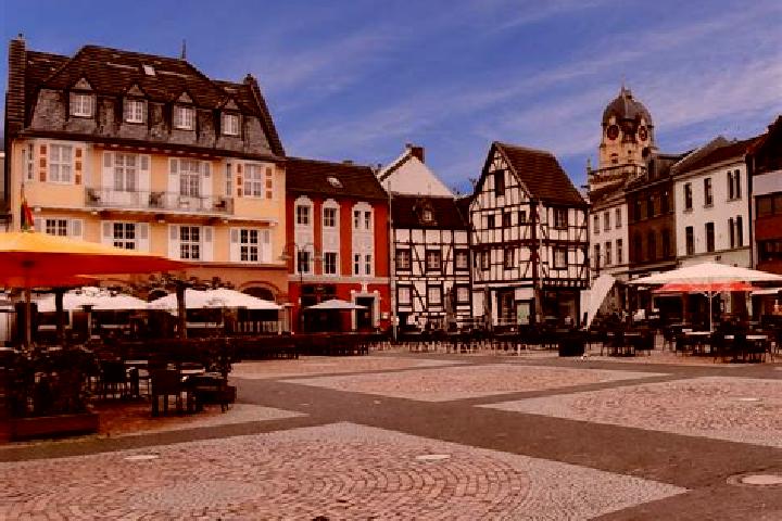 9 escort profiles in Euskirchen, Germany. Browse companions, services, rates and book online. Incall and outcall available.