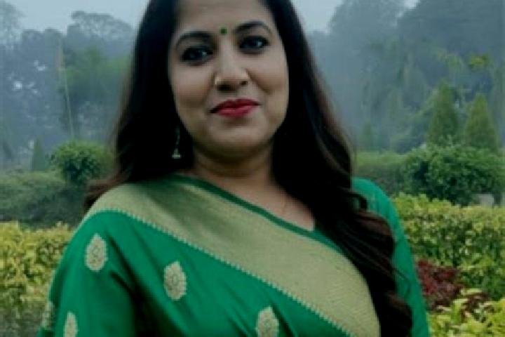 9 escort profiles in Gunnaur, India. Browse companions, services, rates and book online. Incall and outcall available.