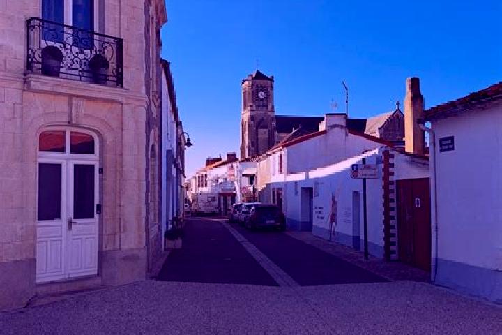 9 escort profiles in La Garnache, France. Browse companions, services, rates and book online. Incall and outcall available.