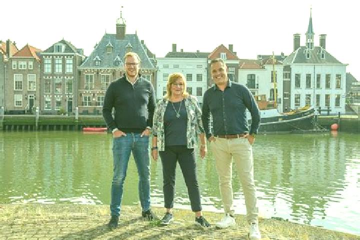 9 escort profiles in Maassluis, Netherlands. Browse companions, services, rates and book online. Incall and outcall available.