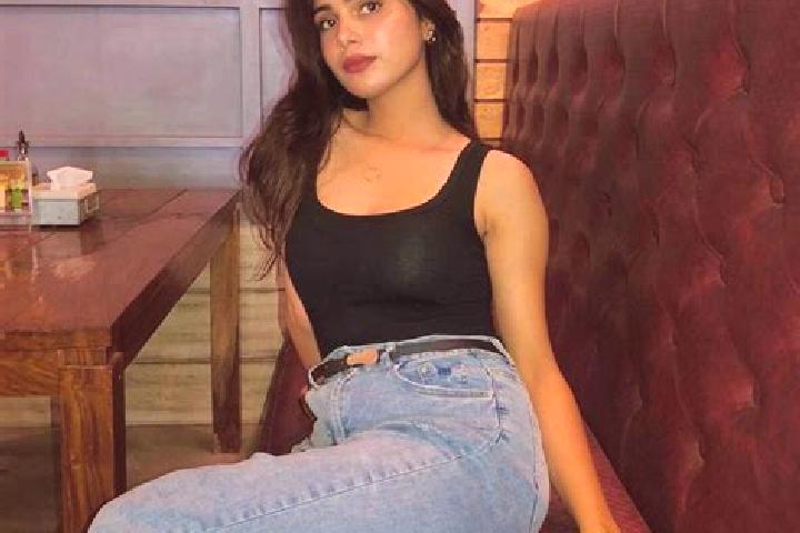 9 escort profiles in Mandi, India. Browse companions, services, rates and book online. Incall and outcall available.
