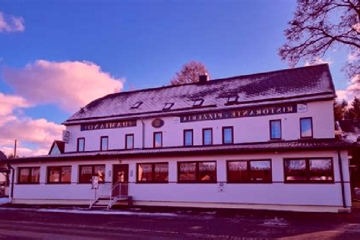 9 escort profiles in Muldenhammer, Germany. Browse companions, services, rates and book online. Incall and outcall available.