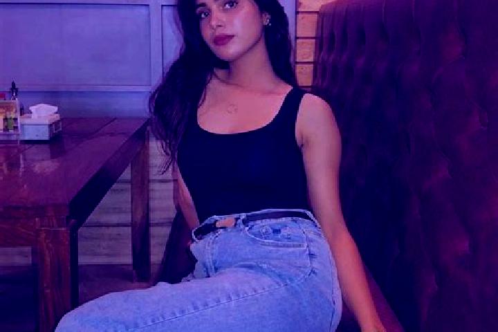 9 escort profiles in Pallevada, India. Browse companions, services, rates and book online. Incall and outcall available.