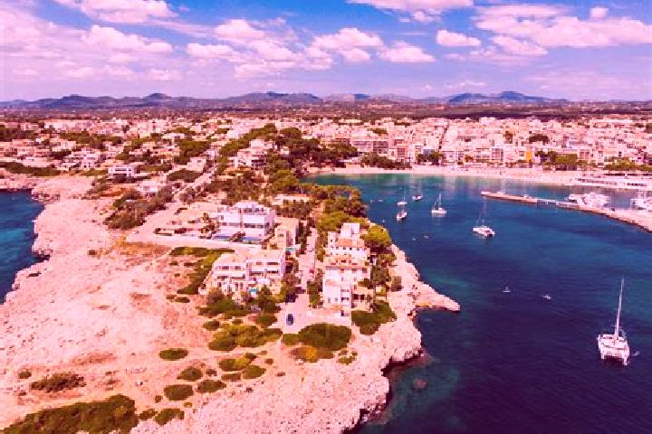 9 escort profiles in Porto Cristo, Spain. Browse companions, services, rates and book online. Incall and outcall available.
