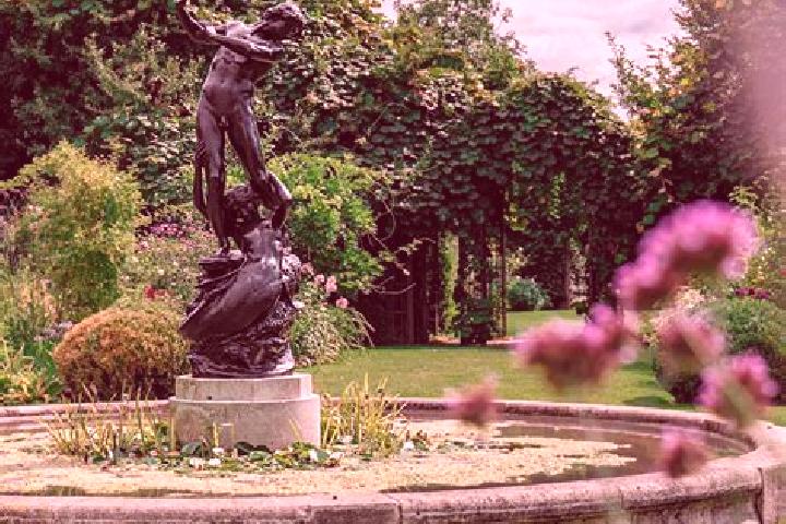 9 escort profiles in Regent s Park, United Kingdom. Browse companions, services, rates and book online. Incall and outcall available.