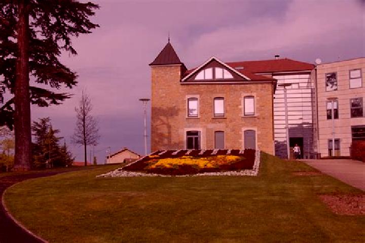 9 escort profiles in Rillieux-la-Pape, France. Browse companions, services, rates and book online. Incall and outcall available.