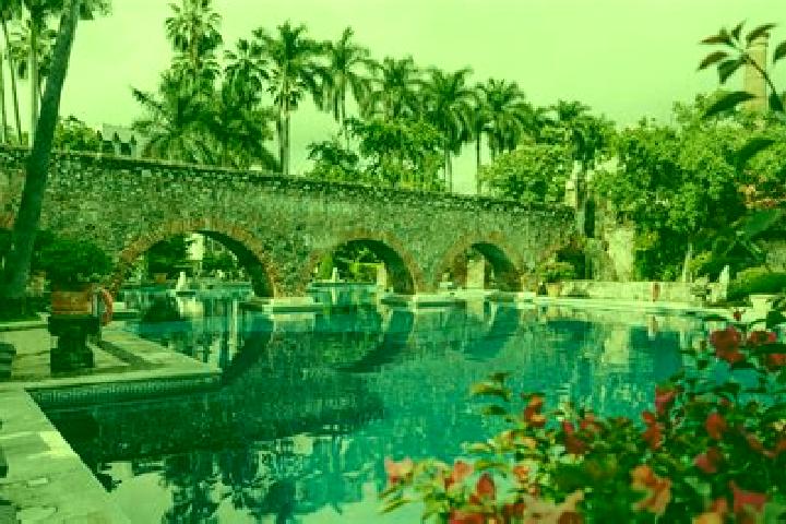 9 escort profiles in Rincones de la Hacienda, Mexico. Browse companions, services, rates and book online. Incall and outcall available.