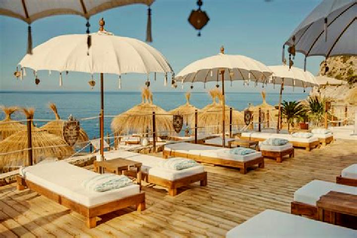 9 escort profiles in s Arenal, Spain. Browse companions, services, rates and book online. Incall and outcall available.