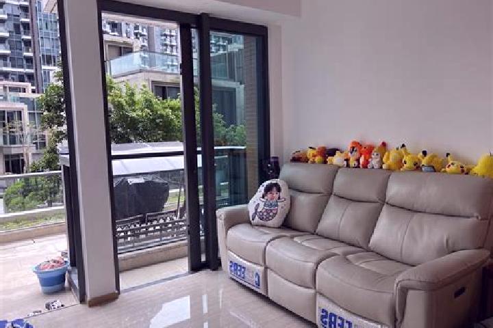 9 escort profiles in So Kwun Wat Tsuen, Hong Kong. Browse companions, services, rates and book online. Incall and outcall available.
