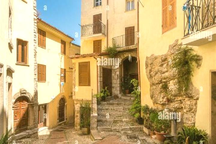9 escort profiles in Sonnino, Italy. Browse companions, services, rates and book online. Incall and outcall available.