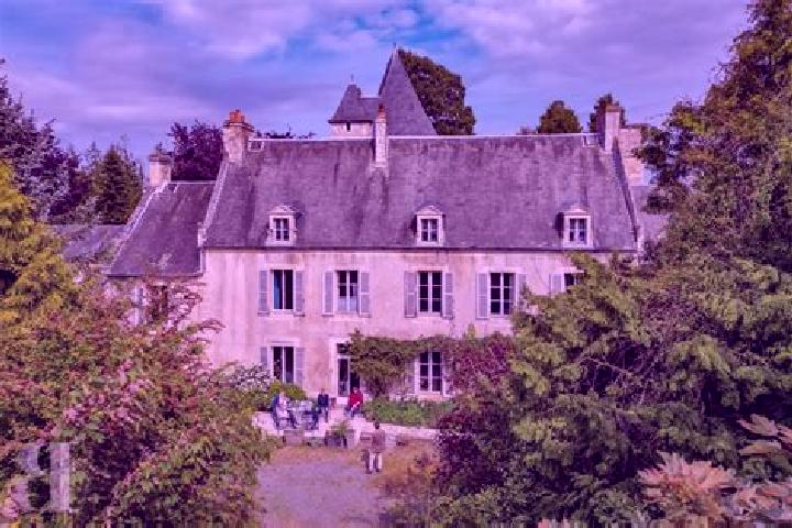 9 escort profiles in Ussy-sur-Marne, France. Browse companions, services, rates and book online. Incall and outcall available.