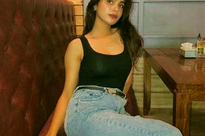 9 escort profiles in Virappanchathiram, India. Browse companions, services, rates and book online. Incall and outcall available.