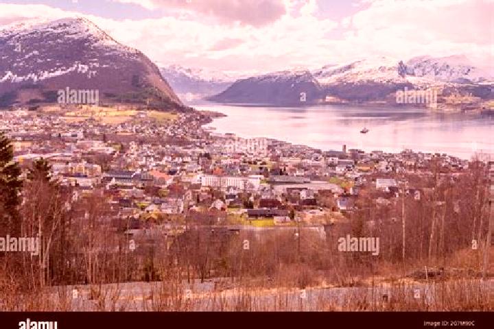 9 escort profiles in Volda, Norway. Browse companions, services, rates and book online. Incall and outcall available.
