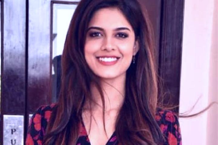 Abigail, 20 — Escort in Bhat, India