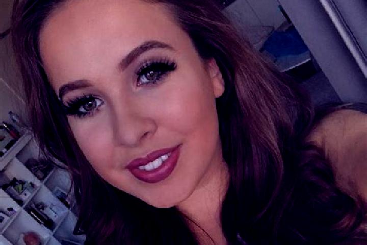 Abigail, 21, a chestnut amber-eyed indian companion based in Barford St Martin. Offering Fetish, Party Girl, Massage, A-Level. Available for incall and outca...